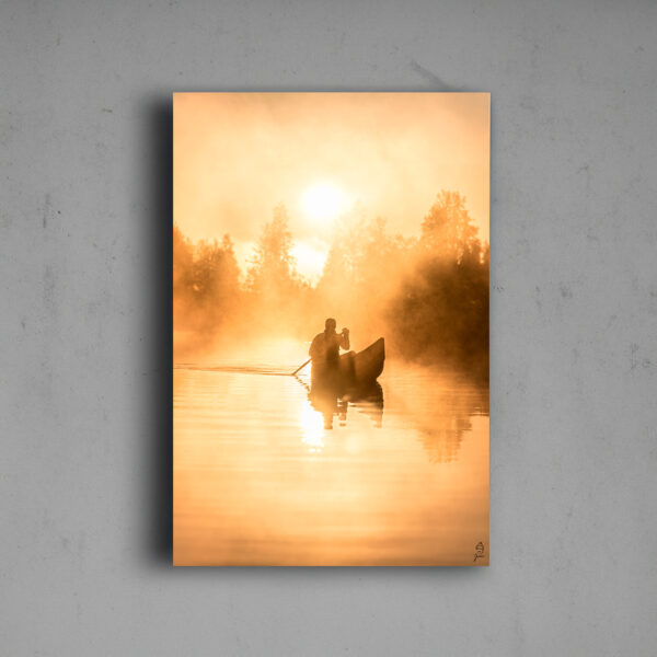 Kanootti aamusumussa